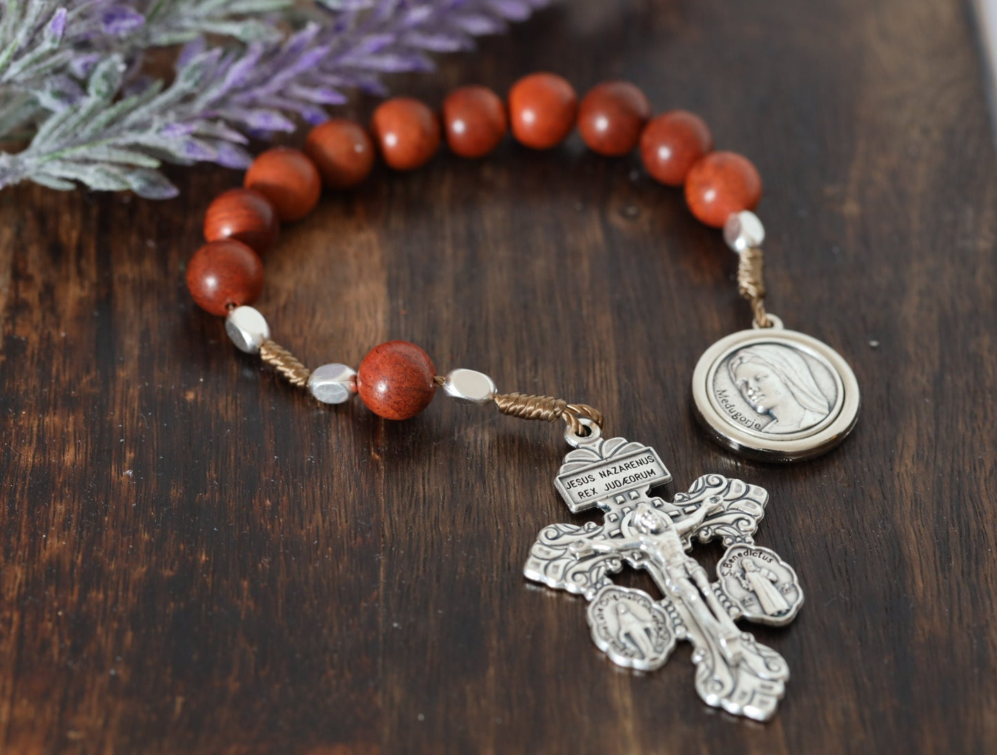 Rosario cruzado de perdón, cuentas de rosario de una década de palo de rosa, rosario de una década de la Reina de la Paz, cuentas de rosario de Medjugorje en miniatura, rosario de bolsillo
