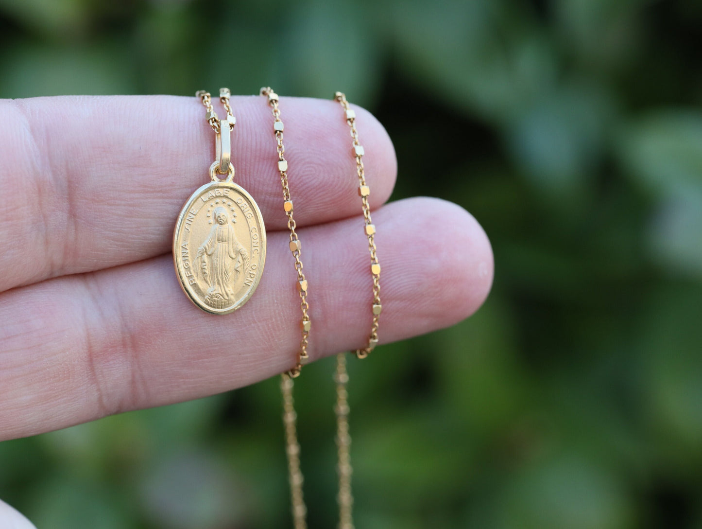 Medalla Milagrosa de plata de primera ley de 20 mm Collar relleno de oro de 18 kt, colgante de plata y oro de Nuestra Señora de Gracia, Medalla Milagrosa de Medjugorje