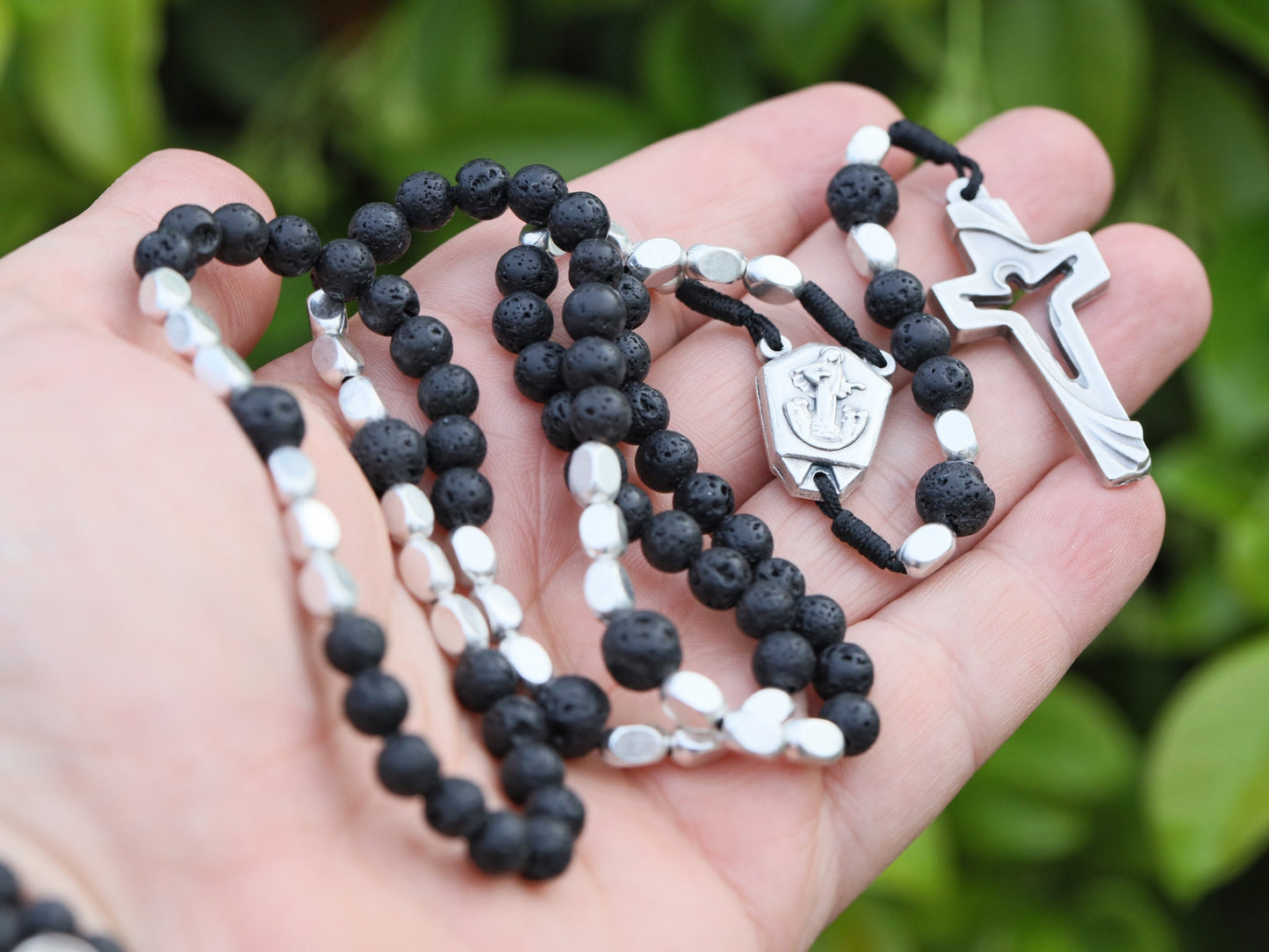Rosario de Medjugorje con tierra, Rosario de la Colina de las Apariciones, Regalo para el hombre, rosario de piedra de lava, rosario de reliquias, rosario de cuentas volcánicas, rosario más varonil