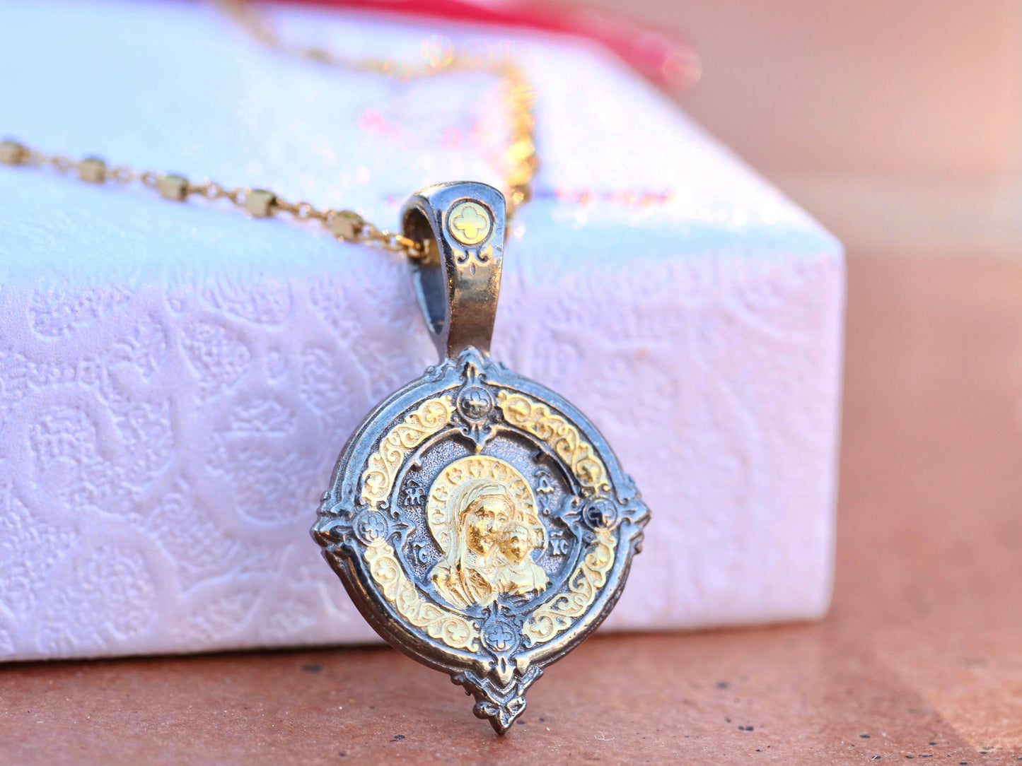 Virgin Mary with baby Jesus Medal, dainty sterling silver 925 medal, baroque style medal,Byzantine Christian medal,Jesus and Our Lady medal