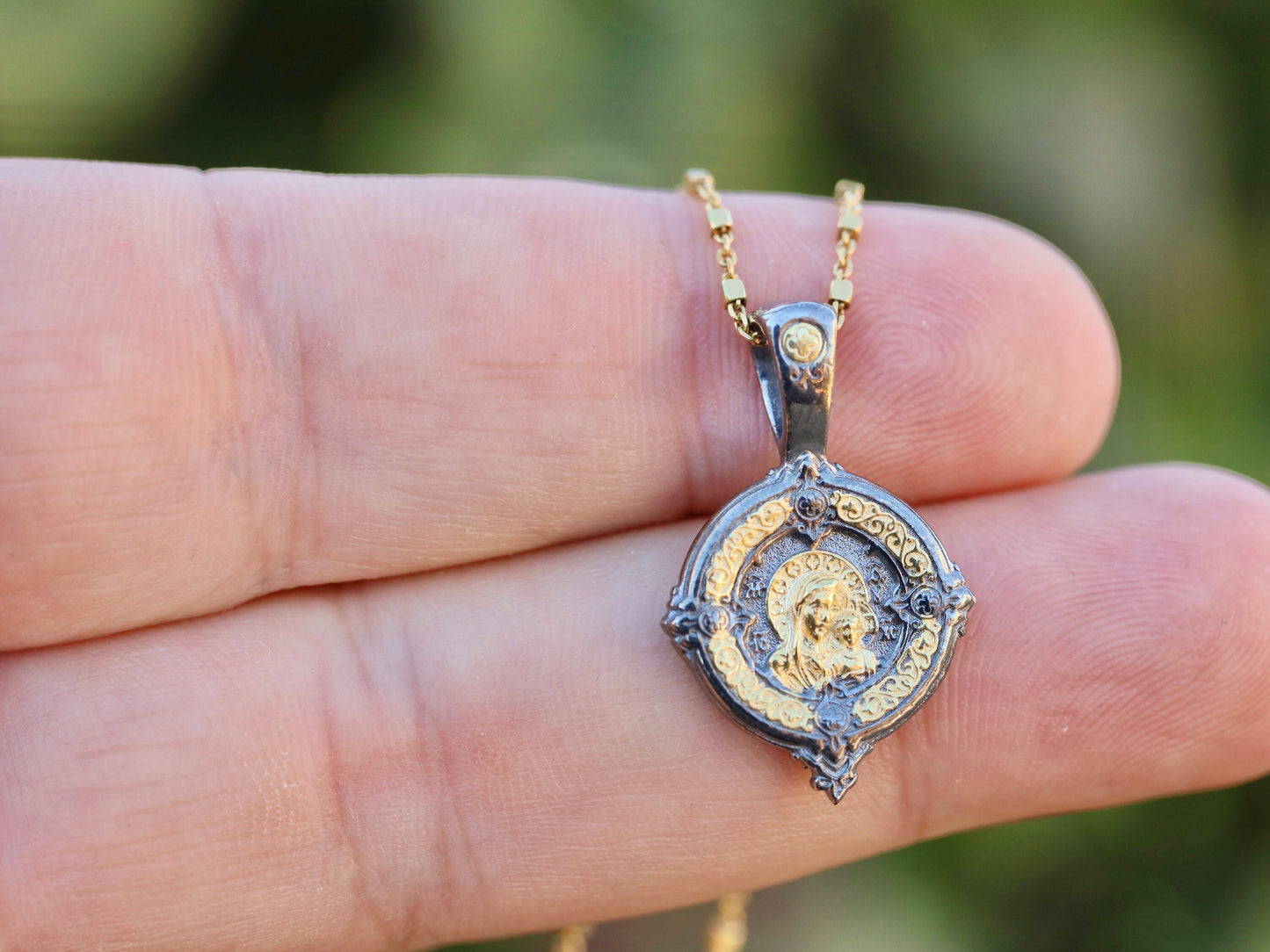 Virgin Mary with baby Jesus Medal, dainty sterling silver 925 medal, baroque style medal,Byzantine Christian medal,Jesus and Our Lady medal