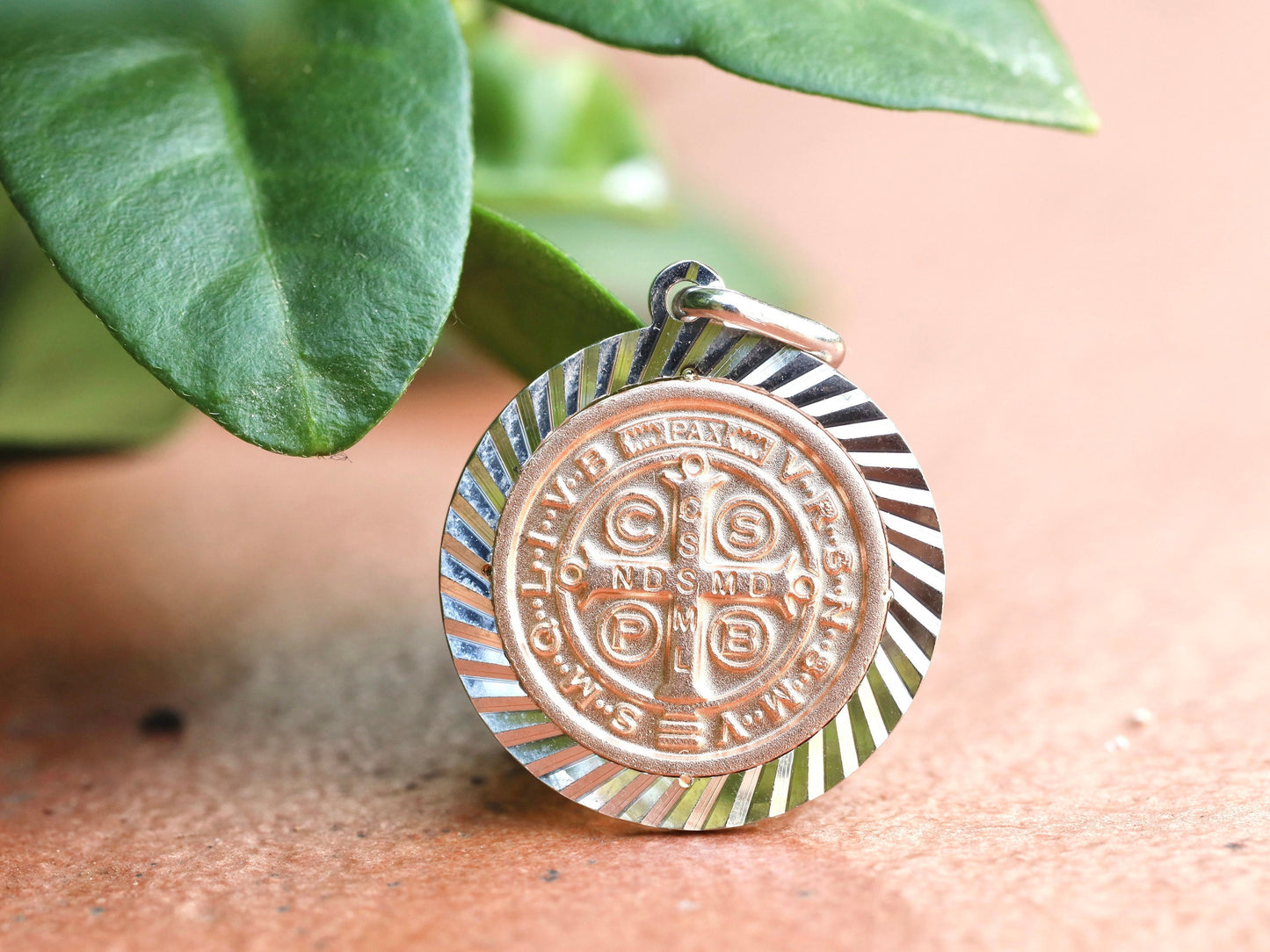 Medalla de San Benito, plata de ley 925, oro rojo sobre plata de ley, medalla de cruz, medalla de protección, medalla de cruz católica, regalo para adolescentes