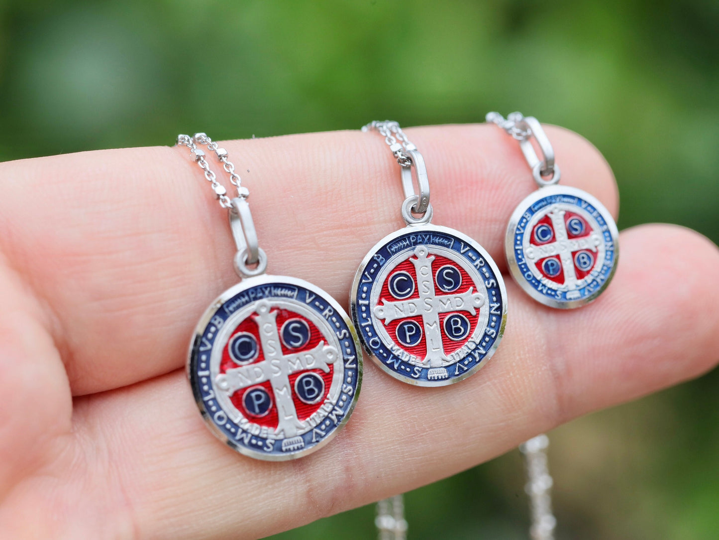 Medalla de San Benito, medalla en miniatura de esmalte, medalla de cruz católica, medalla de color, plata de ley, medalla de joyería fina, medalla de protección unisex