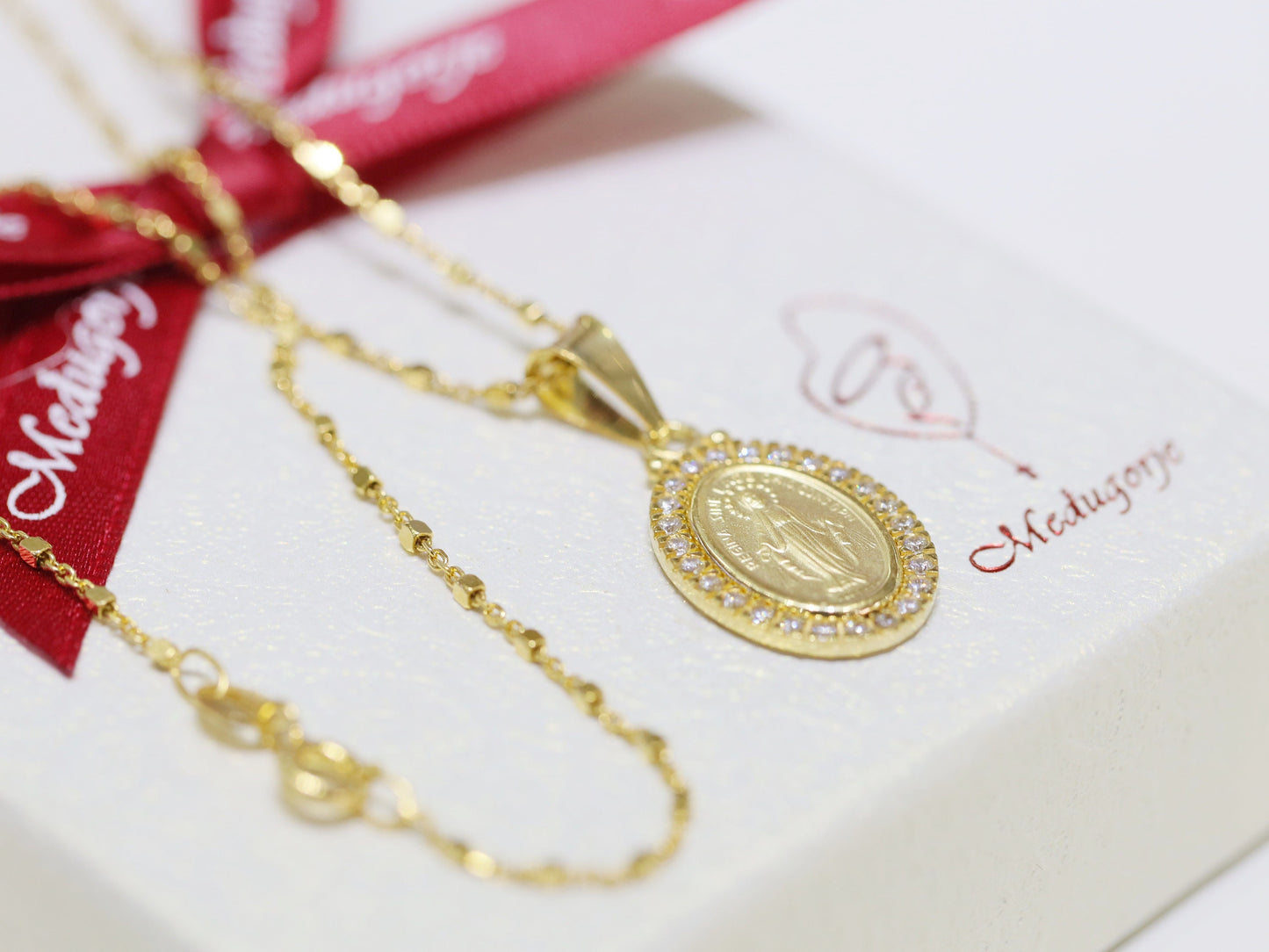 Medalla Milagrosa, plata de ley 925 con baño de oro de 18k, regalo para mujer, Medalla Milagrosa de alta definición, Medalla Milagrosa con piedras