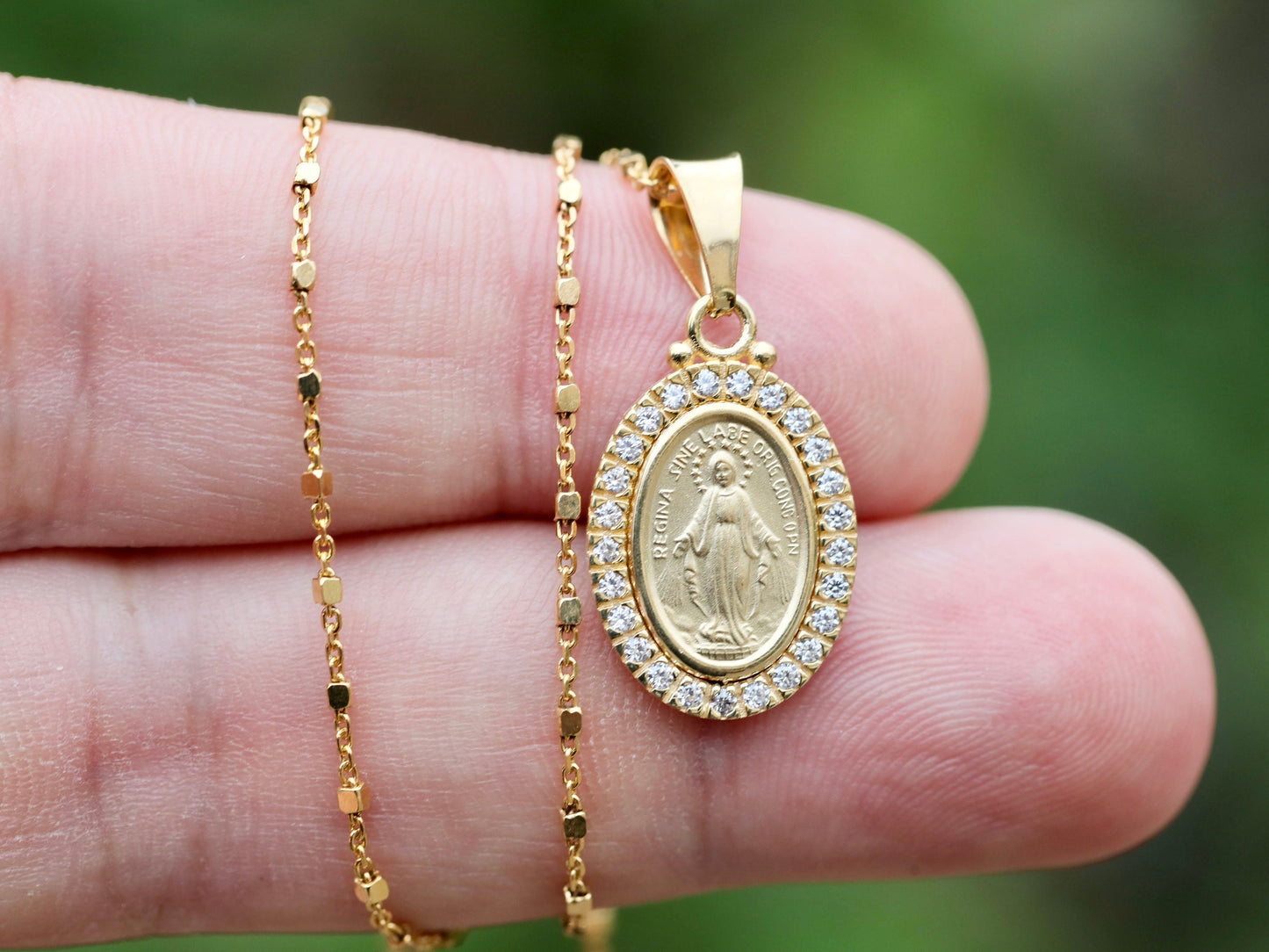 Medalla Milagrosa, plata de ley 925 con baño de oro de 18k, regalo para mujer, Medalla Milagrosa de alta definición, Medalla Milagrosa con piedras
