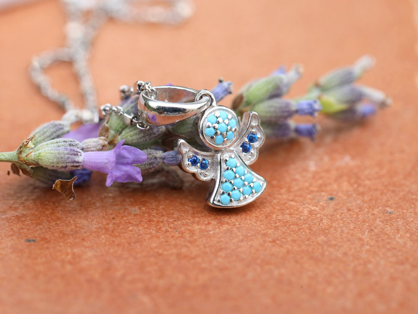 Colgante de ángel, collar Angel Guardian, colgante de ángel en miniatura para adolescente, regalo para mujeres, ángel con circonio cúbico, collar delicado