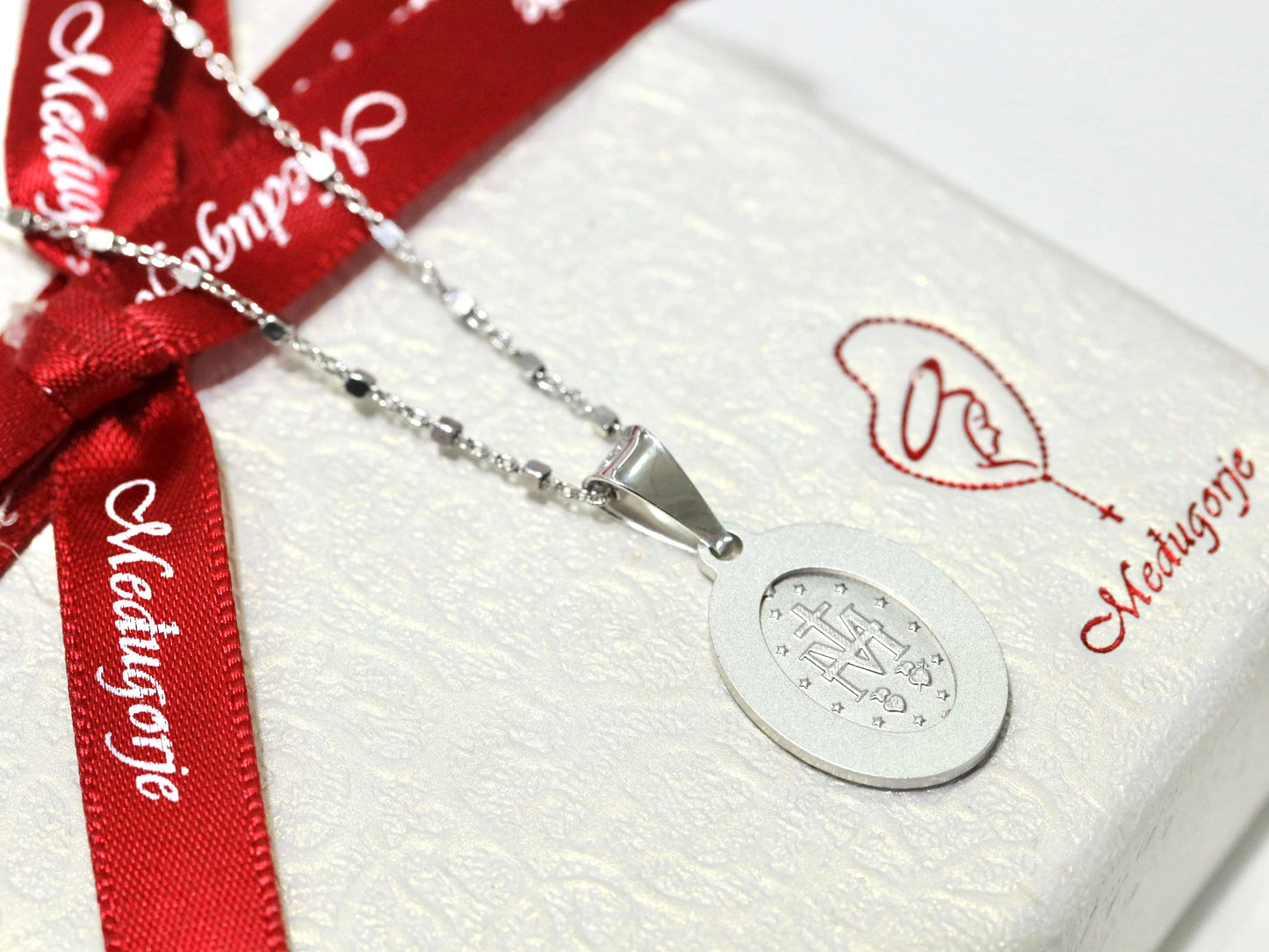 Medalla Milagrosa plata de ley 925, Medalla Milagrosa talla diamante, medalla Nuestra Señora de Gracia, medalla tamaño mediano para mujer, medalla tamaño mediano