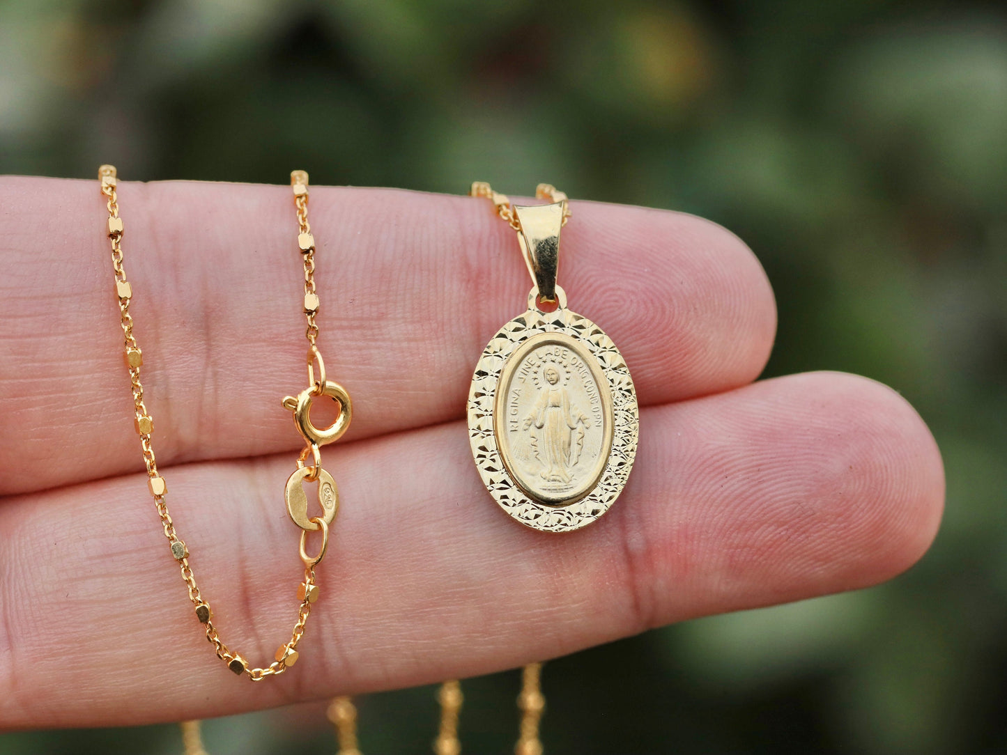 Medalla Milagrosa chapada en oro de 18 k, medalla de menta talla diamante, medalla de plata de ley 925, medalla católica, regalo para mujer, medalla de tamaño mediano