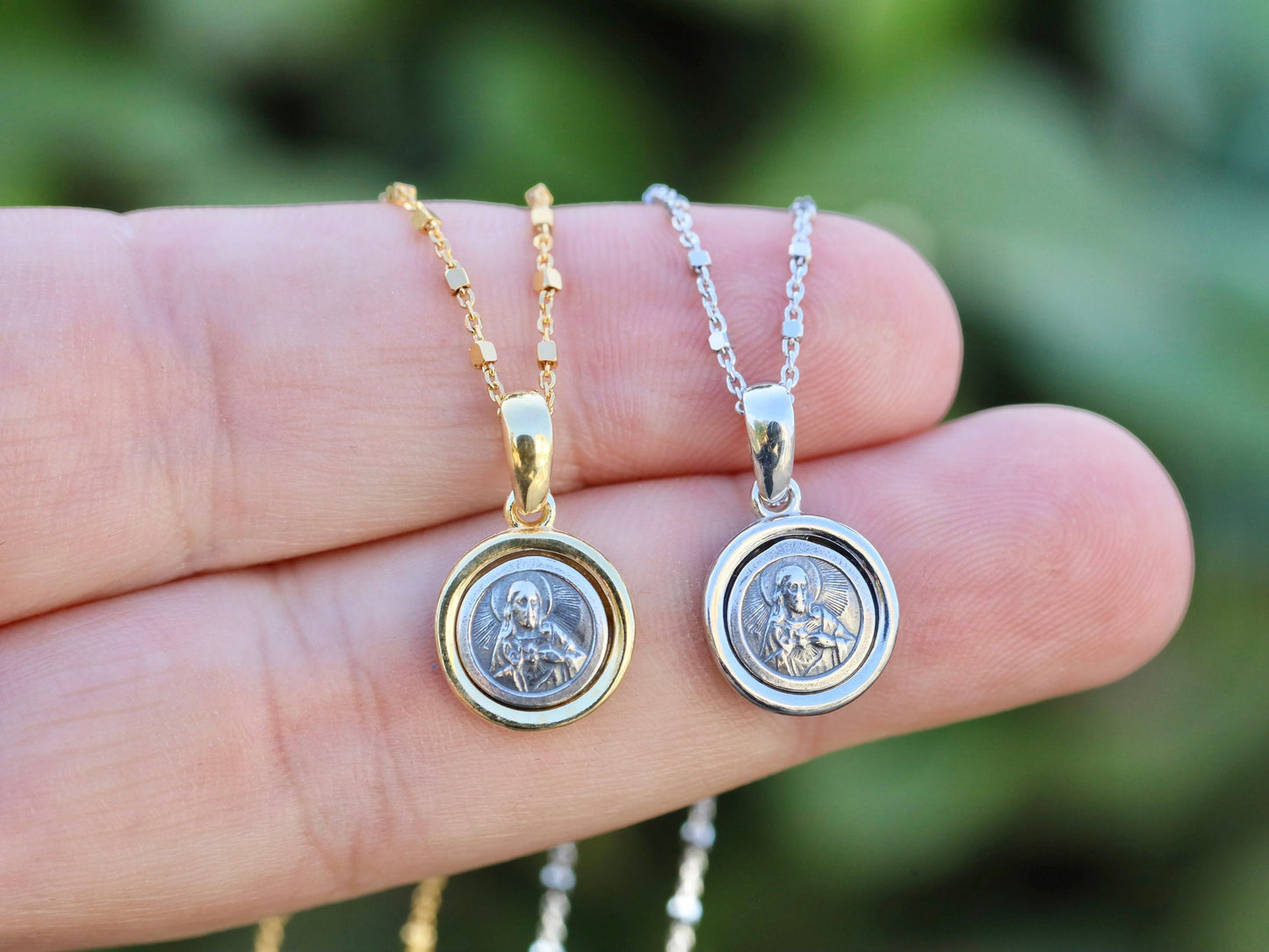 Miniatur-Skapuliermedaille, zierliches Skapulier, Sterlingsilber 925 Skapulier, Geschenk für Teenager, Medaille des Heiligen Herzens und des Berges Karmel, katholische Medaille