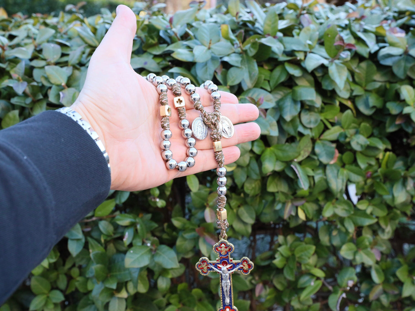 Rosario crucifijo de la Santísima Trinidad, cuentas de rosario paracord, rosario de acero inoxidable para hombre, cuentas de rosario de alta resistencia, grandes cuentas de rosario católico