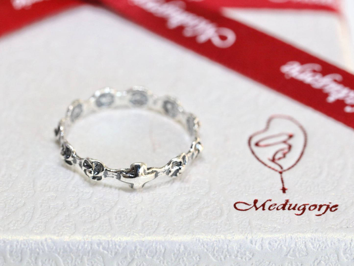 Rosary ring, cross ring ,vintage rosary ring, sterling silver rosary ring,dainty rosary ring with roses, floral rosary ring, ring for women