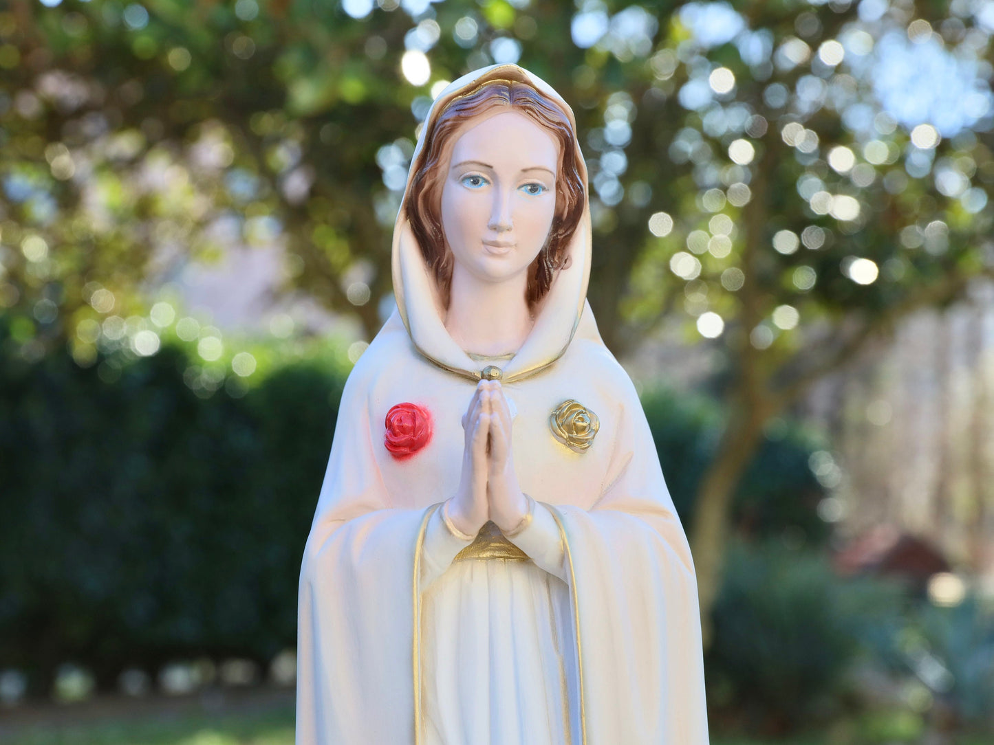 Estatua de Mystique Rose de 50 cm, estatua de Rosa Mistica, estatua de 20 pulgadas de Nuestra Señora, estatua de polvo de mármol de la Virgen María, estatua de jardín católico al aire libre