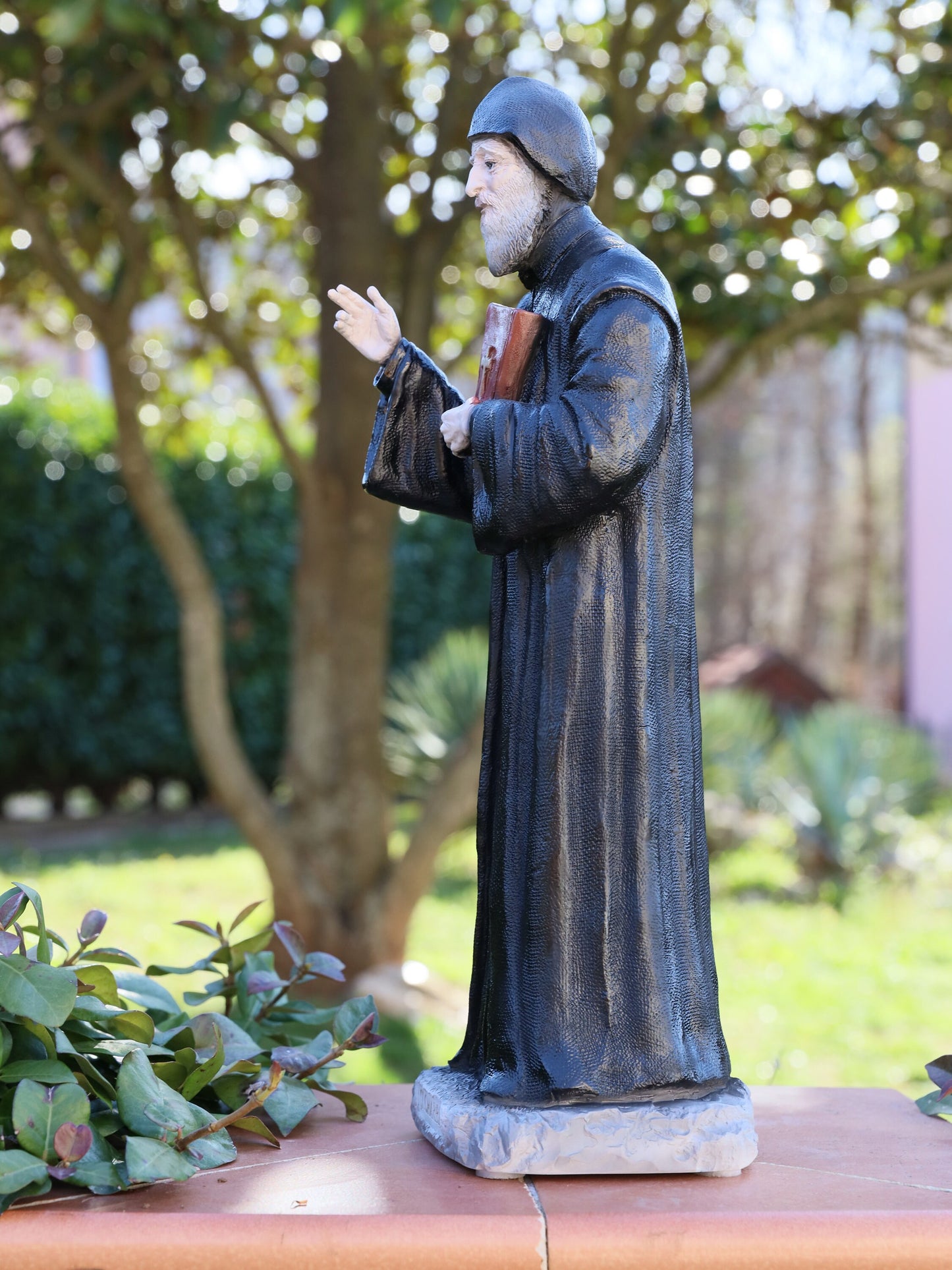 Estatua de San Charbel, estatua de 40 cm de San Charbel Makhlof, estatua del santo católico, estatua del altar del hogar, estatua del sacerdote maronita, estatua del jardín