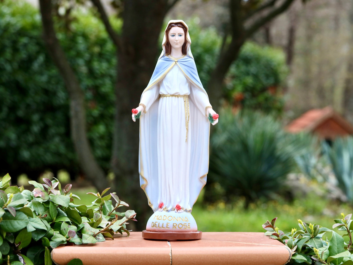 Estatua de Nuestra Señora de la Rosa, estatua católica, estatua de la Virgen María de 40 cm, estatua del altar del hogar, estatua del jardín de la Virgen María, estatua de polvo de mármol