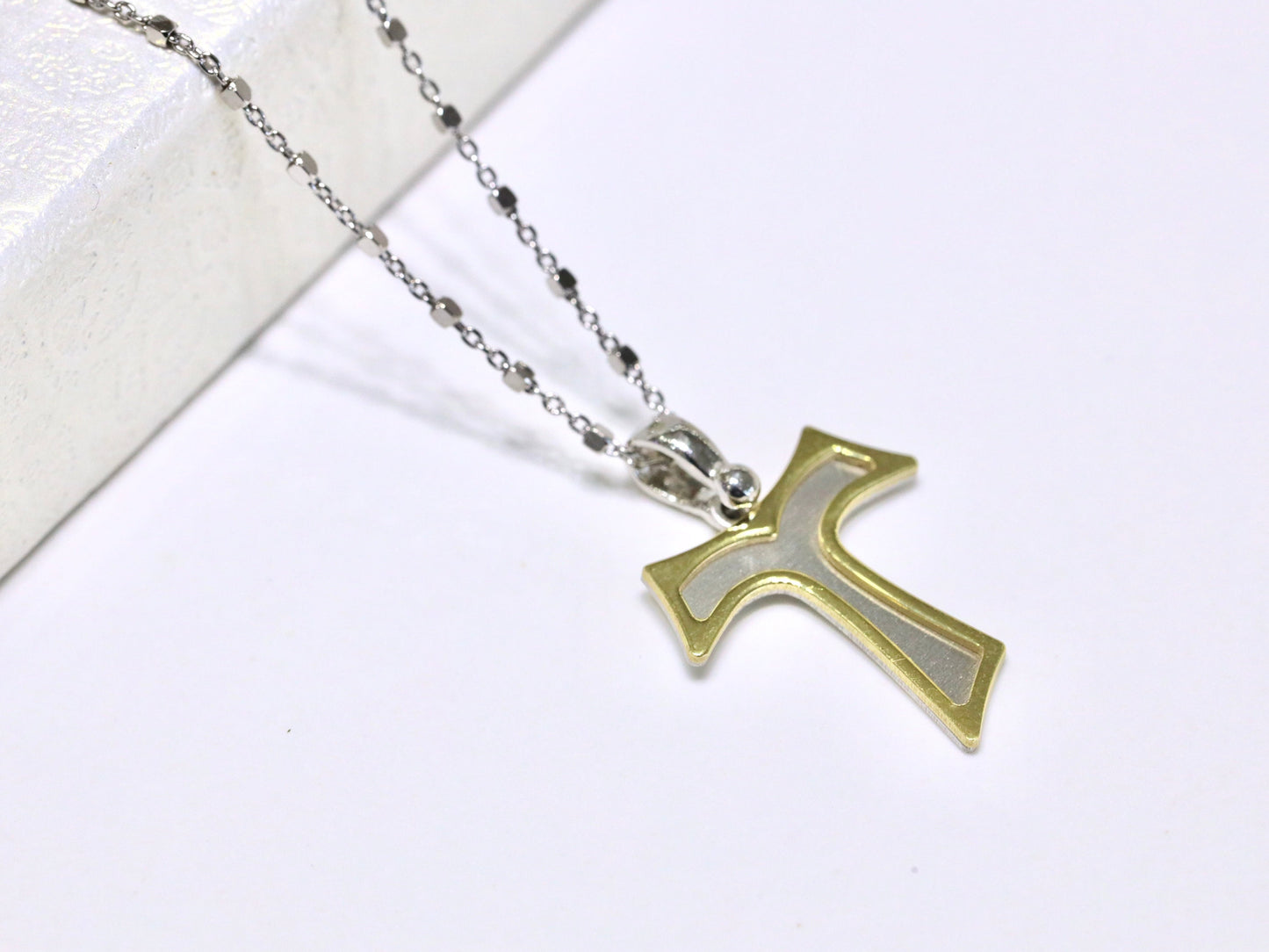 Cruz tau, cruz franciscana, cruz tau de plata de ley, colgante cruz tau pequeña, colgante cruz para mujer, cruz chapada en oro de 18k para mujer
