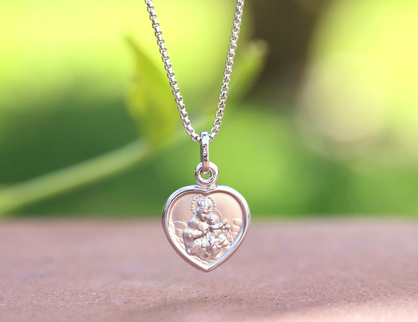 Medalla Escapulario pequeña, Escapulario de plata de ley 925, Medalla Escapulario para mujer, Nuestra Señora del Monte Carmelo con colgante del Sagrado Corazón de Jesús