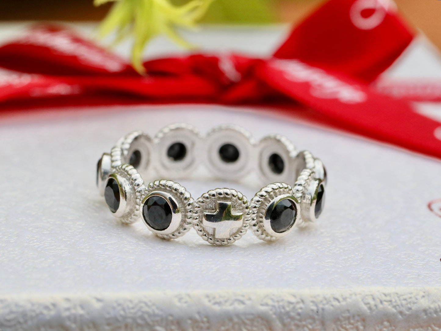 Anillo de rosario, plata de ley 925, rosario de una década, anillo de rosario de pedrería negra, anillo cruzado, anillo para mujeres católicas, rosario católico