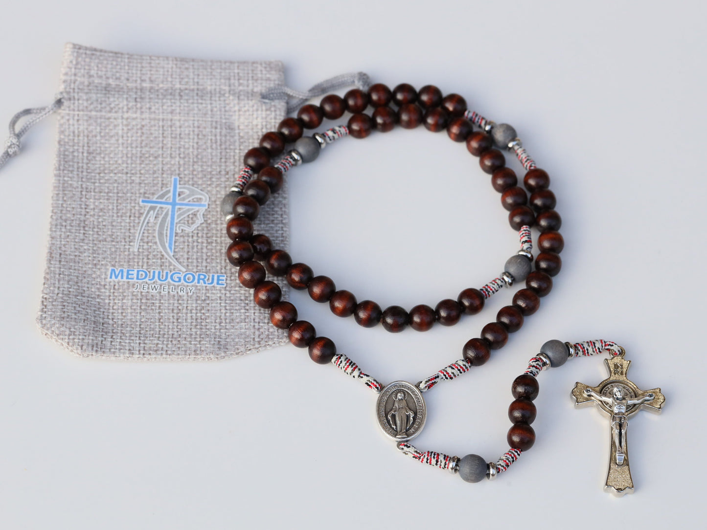 Rosario pequeño de madera, rosario marrón, crucifijo de San Benito y rosario medalla milagrosa, rosario para hombre o mujer, rosario católico con bolsa