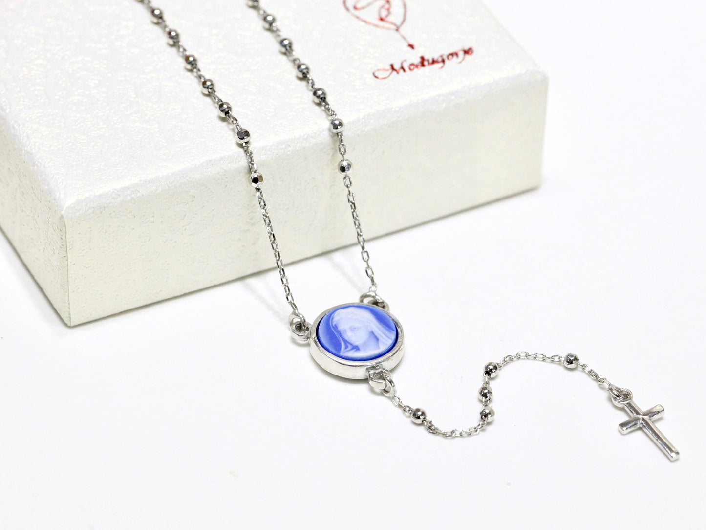 Collar de rosario para mujer, rosario de plata de ley 925, collar de rosario delicado con medalla de cameo, collar de rosario Reina de la Paz, rosario azul