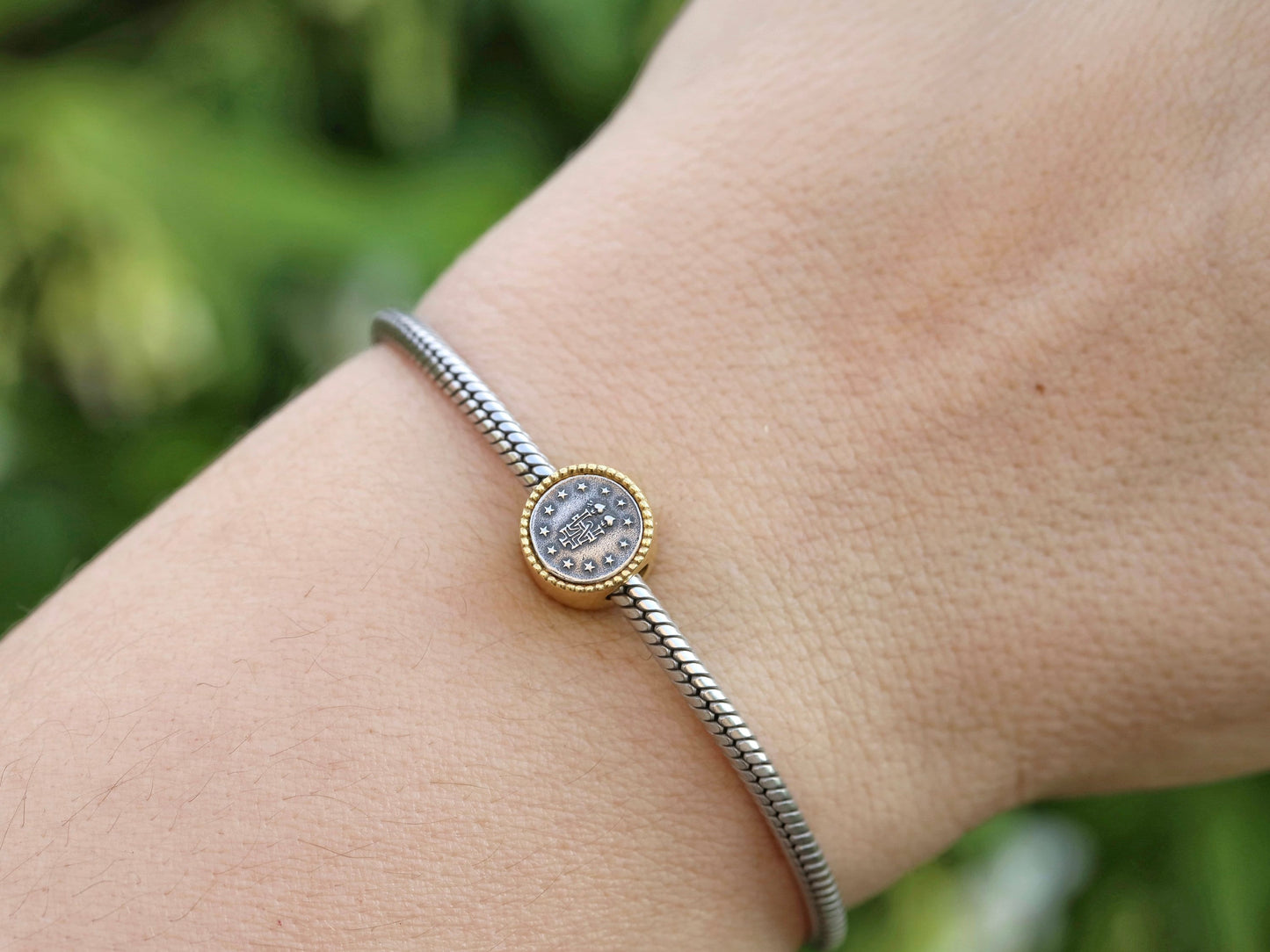 Encanto de la Medalla Milagrosa compatible con Pandora, encanto de plata de ley 925, encanto católico para pulsera, encanto de Nuestra Señora de Gracia, regalo para adolescentes