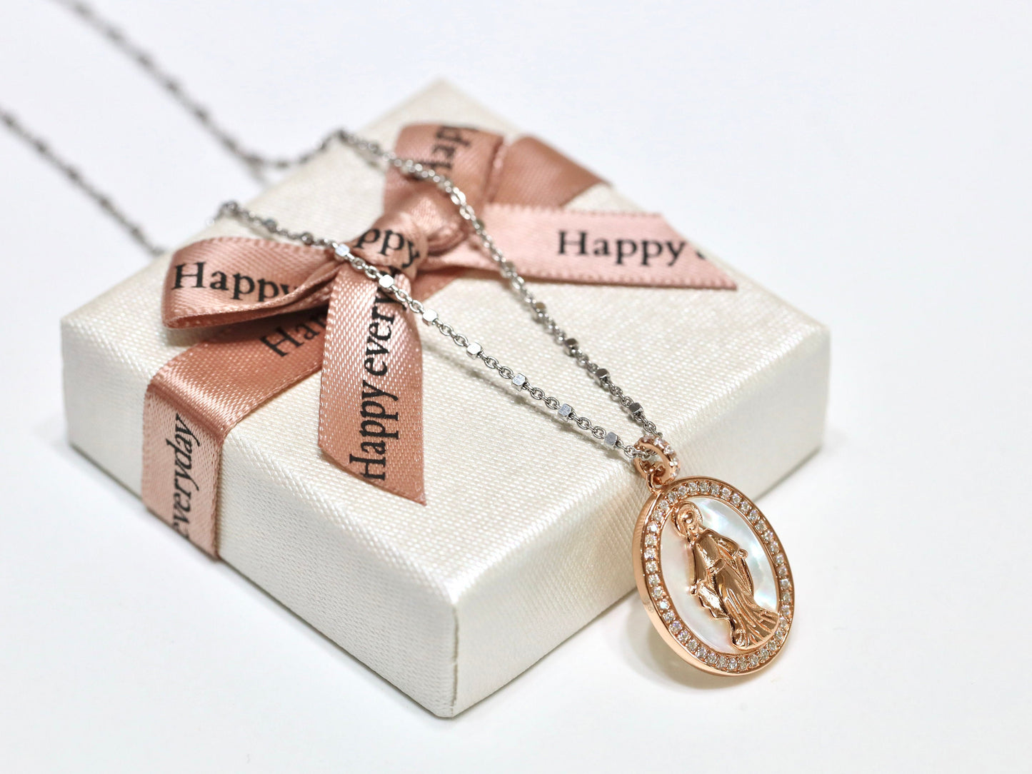 Collar de Nuestra Señora de Gracia, collar de plata de ley de oro rosa, collar de nácar, collar de 18 o 20 pulgadas para mujeres católicas
