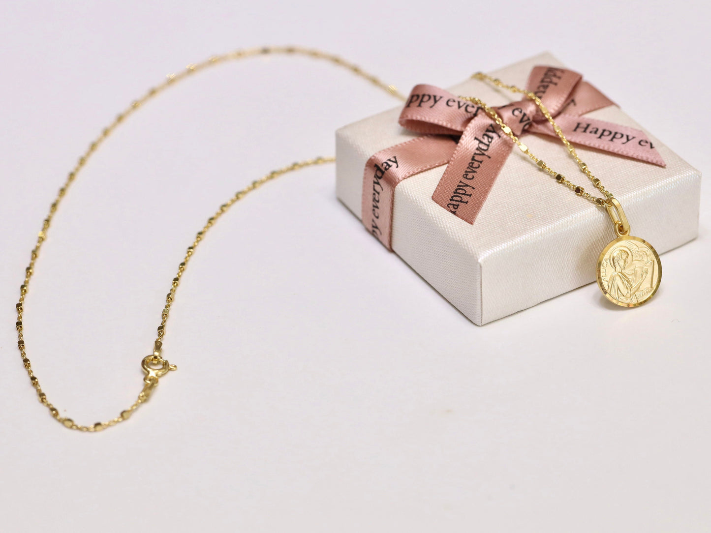 Colgante de medalla de plata de ley de San Lucas - Acuñado con detalles intrincados - Redondo unisex chapado en rodio de 13 mm - Regalo ideal para adolescentes católicos