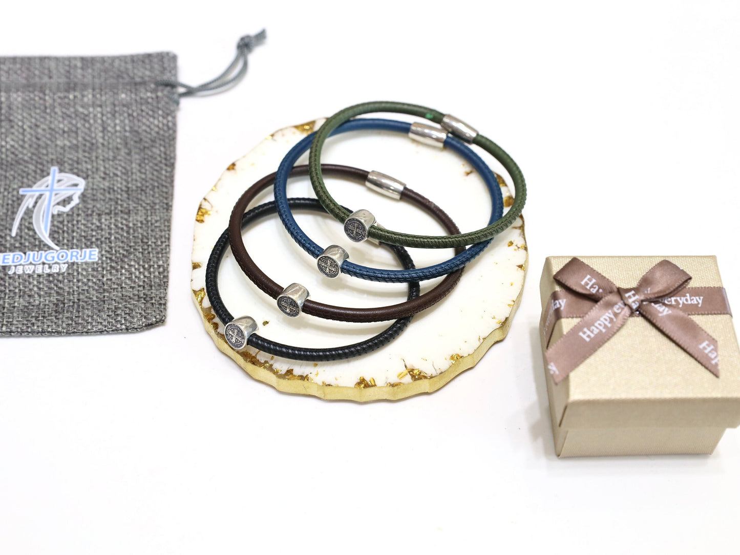 Pulsera católica de San Benito de plata de ley para hombre o mujer, pulsera de cuero genuino con cierre magnético, pulsera de San Benito de color