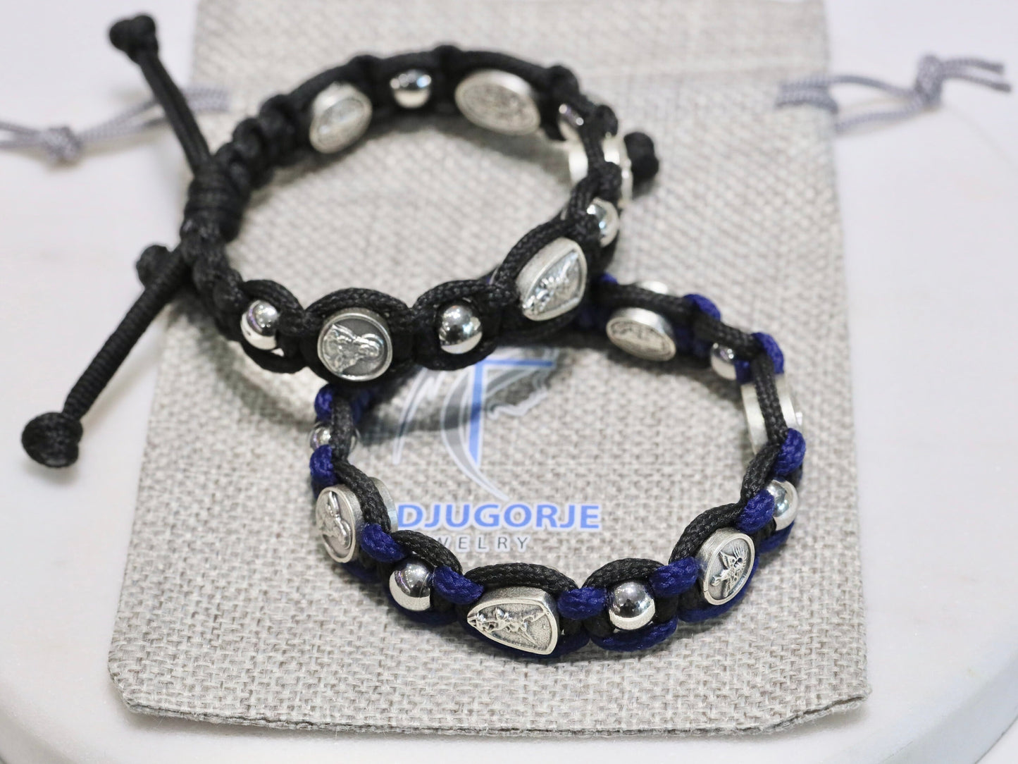 Pulsera de 5 santos católicos para hombre, pulsera Parcord con santos, Medalla Milagrosa de San Benito Medalla Escapulario San Miguel Espíritu Santo