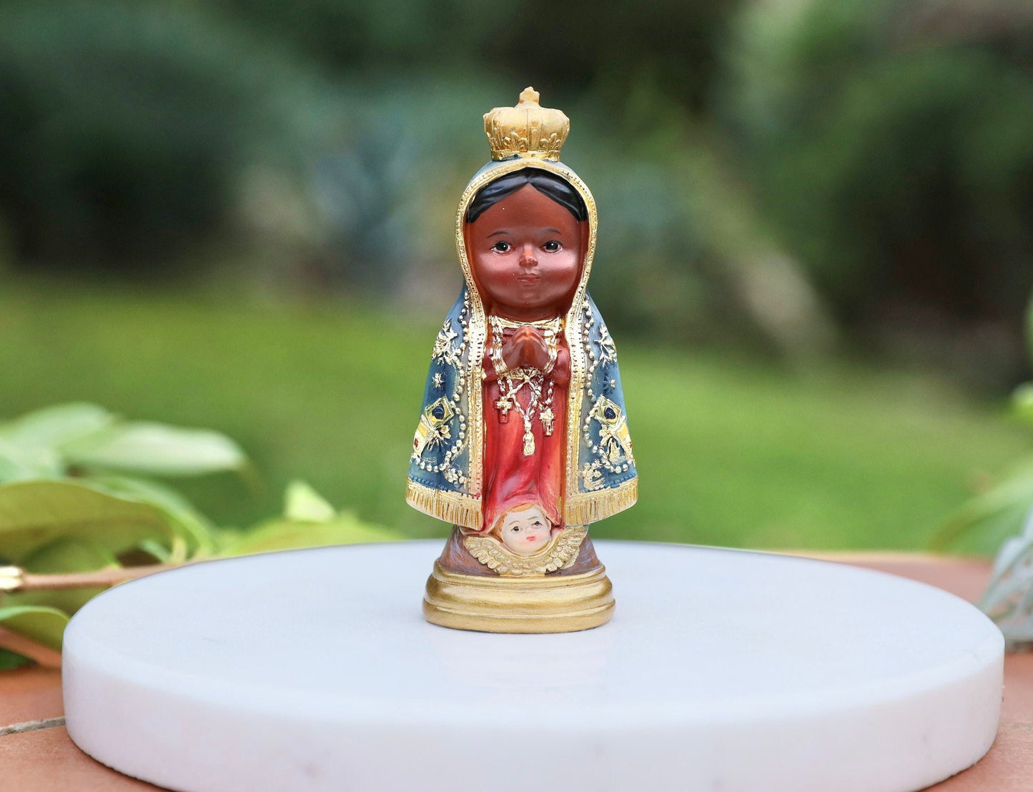 Estatua en miniatura de Nuestra Señora Apriceada pintada a mano - 9 cm, estilo religioso minimalista