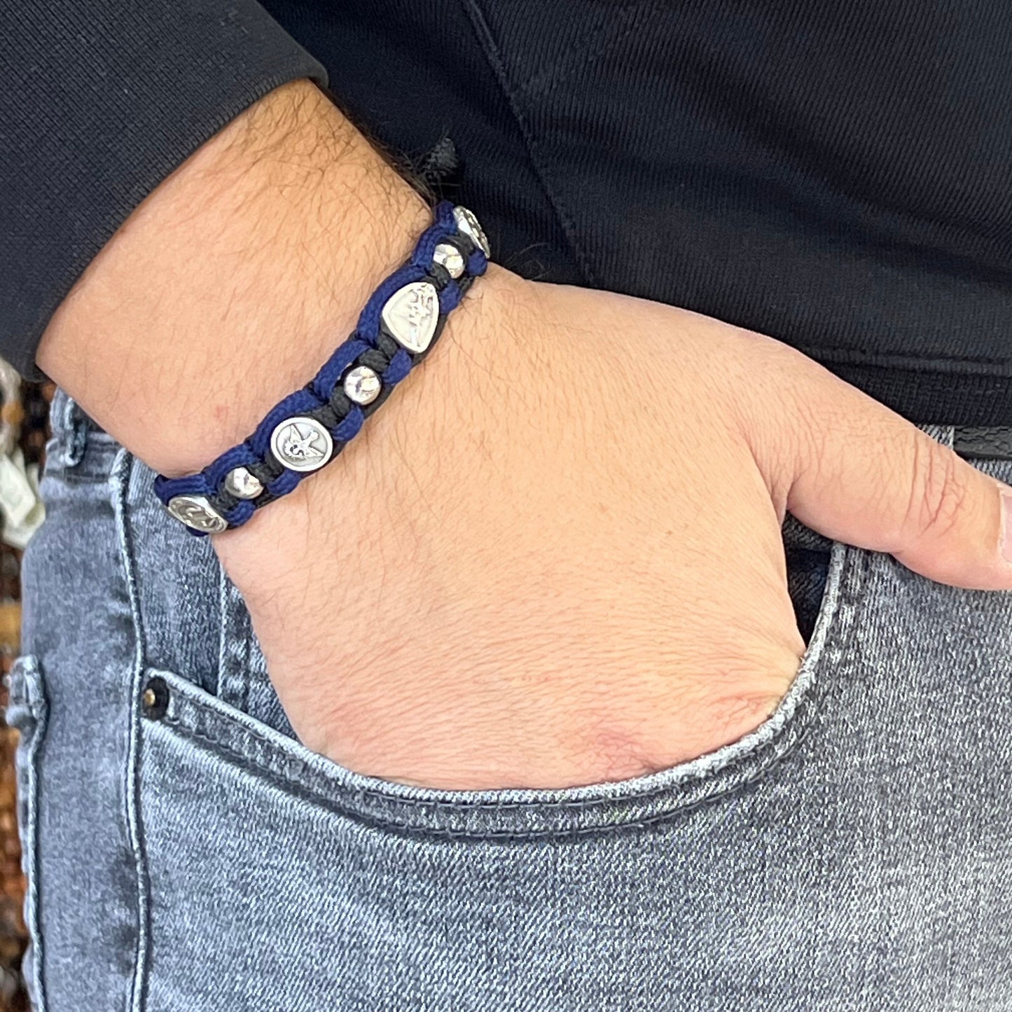 Pulsera de 5 santos católicos para hombre, pulsera Parcord con santos, Medalla Milagrosa de San Benito Medalla Escapulario San Miguel Espíritu Santo