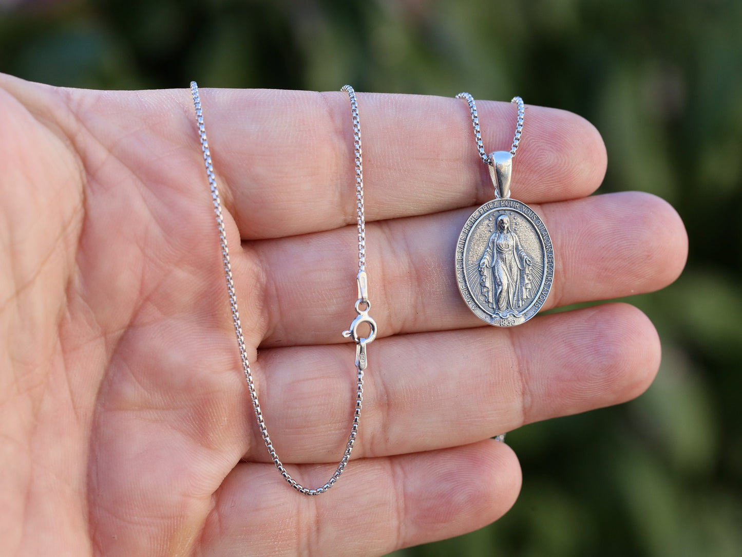 Medium size miraculous medal for man, oval Sterling silver 925 Miraculous Medal, 22 mm oxidised Miraculous Medal for teenage boy