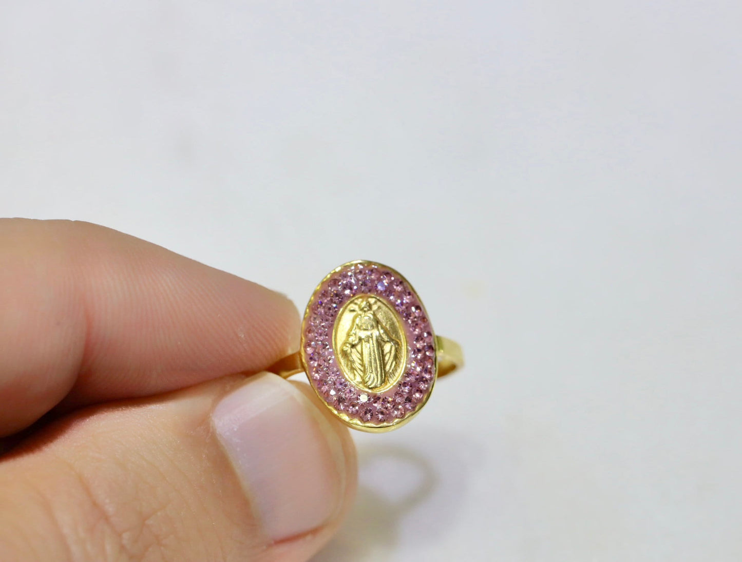 Anillo de acero inoxidable relleno de oro Nuestra Señora de Gracia, anillo de tamaño ajustable con la Virgen María, anillo de oro Medalla Milagrosa con circonio cúbico