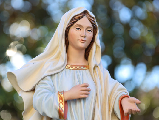 Unsere Liebe Frau von Medjugorje 27 Zoll Statue, handgemachte handbemalte Königin des Friedens Statue, Hausaltar Jungfrau Maria Statue, Mutter Maria 70 cm Statue