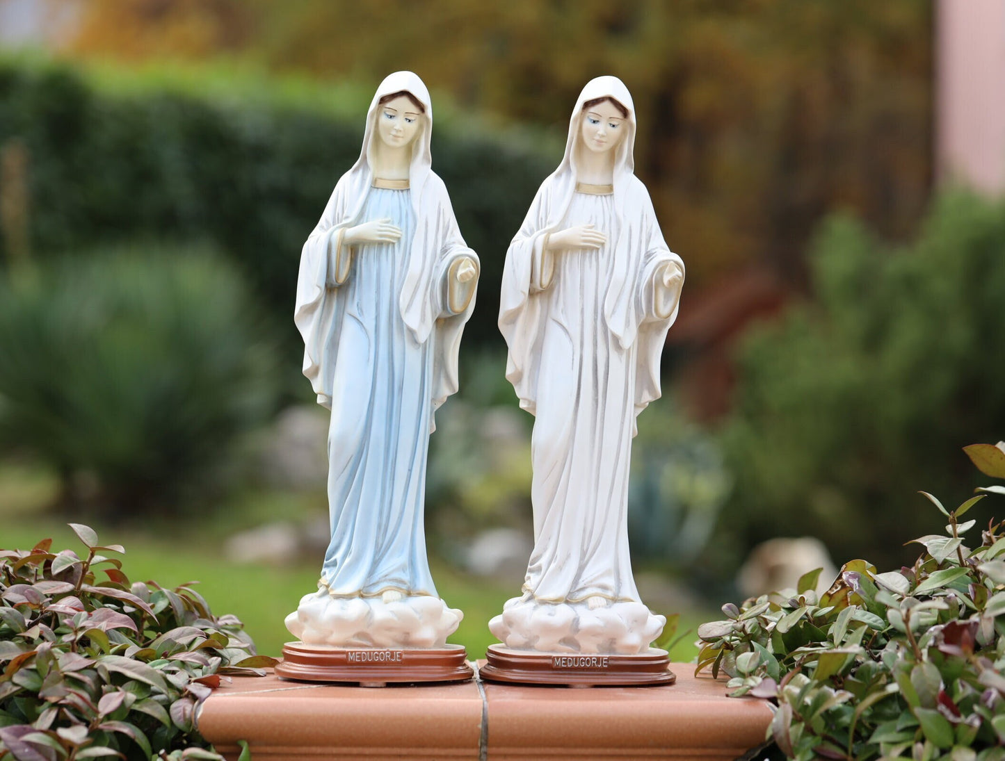 16 inch Medjugorje Queen of Peace statue , 40 cm statue of Our Lady,Mother Mary Home altar catholic statue, garden statue of Virgin Mary