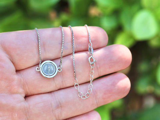 Wundersame Medaille, Sterlingsilber 925, Halskette Unserer Lieben Frau mit Kastenkette, Miniatur-Halskette mit wundersamer Medaille, zierliche Halskette für Teenager-Mädchen