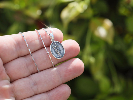 Medalla desatadora de nudos, colgante de plata de ley Nuestra Señora que Deshace Nudos, medalla Virgen María, medalla de plata vintage de Nuestra Señora