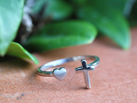 Sterling silver cross ring with Sacred Heart of Jesus, cross ring with adjustable size, cross ring for women,catholic ring , Medjugorje ring