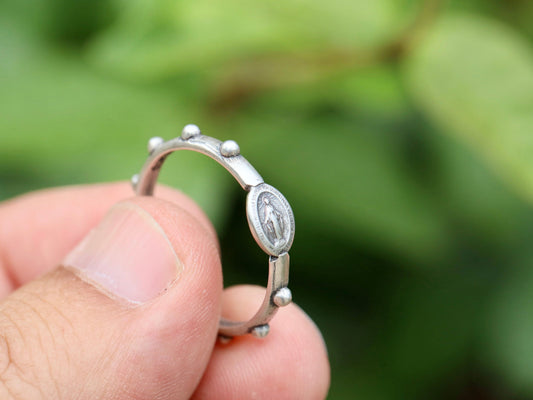 Anillo rosario Medalla Milagrosa, anillo rosario de plata de ley, anillo rosario vintage, anillo de plata antiguo, anillo con Nuestra Señora, anillo con Virgen María